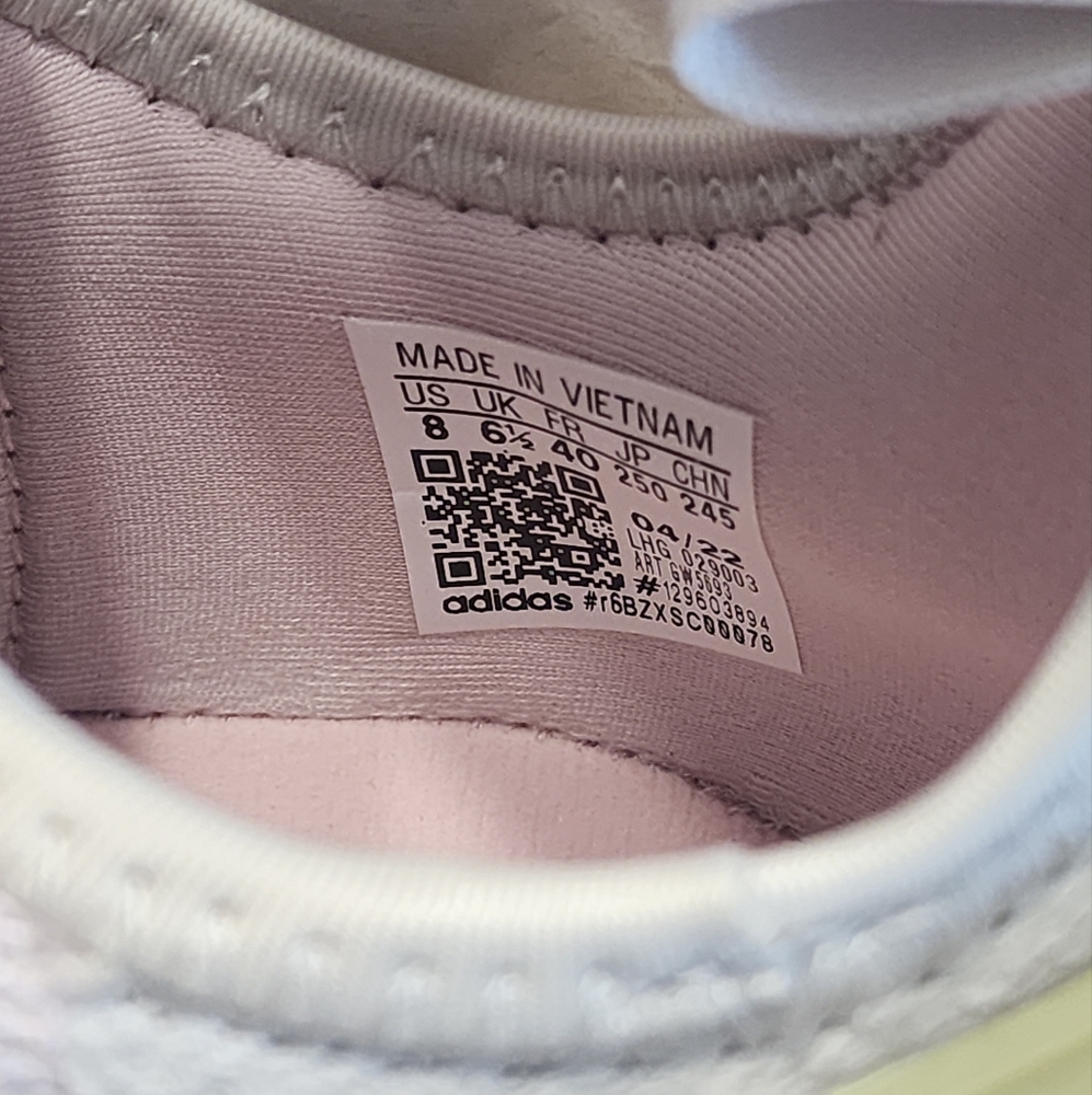 NEW Adidas Originals NMD R1 Women's Running Shoes Size 8 - Picture 7 of 8
